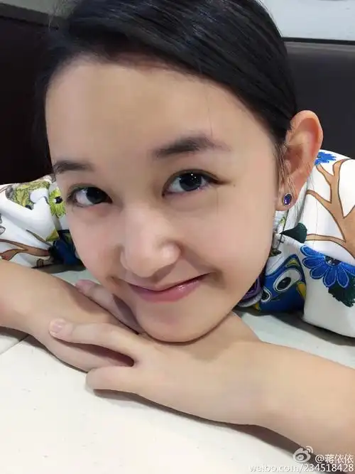 讨论蒋依依颜值