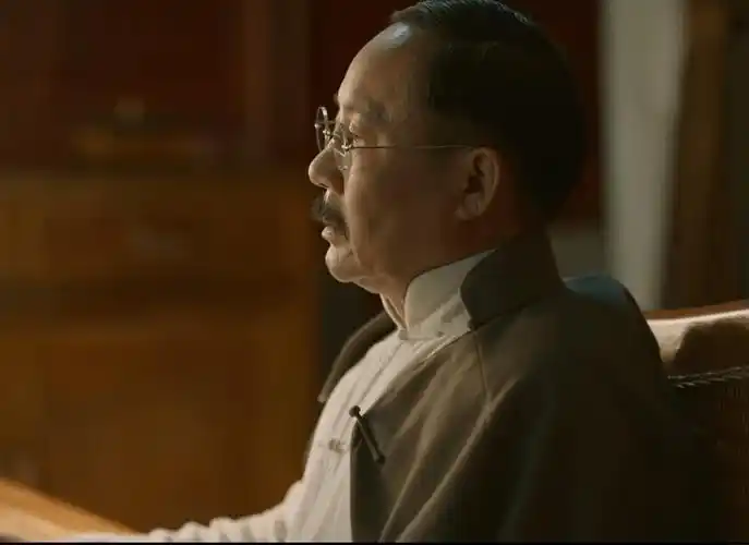 觉醒年代剧照在袁世凯称帝一事上,刘师培再次误入歧途.