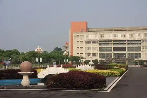 28devso2327242371校园风采-常州市金坛区金沙高级中学