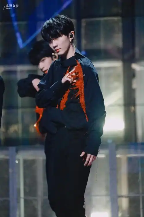 马嘉祺古风戏腔##时代少年团古风舞台##时代少年团斗笠古风造型