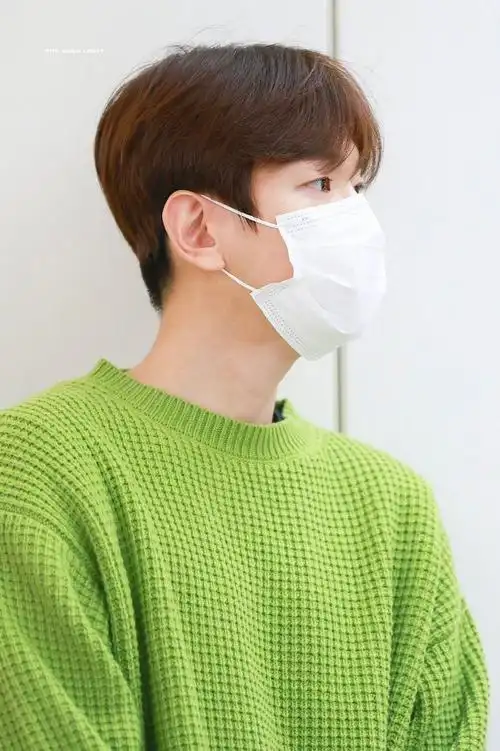 0506生日快乐#边伯贤超话@baekhyunee7230414【solelight56】羽田机场