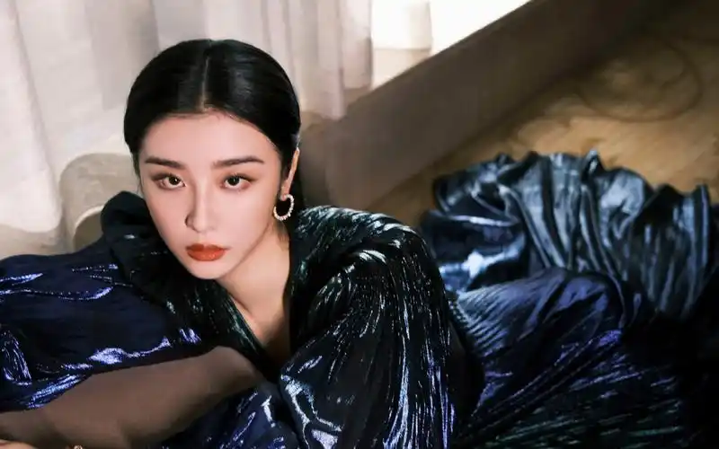 赵小棠壁纸图片-美女壁纸-高清美女图片-第13图-娟娟壁纸