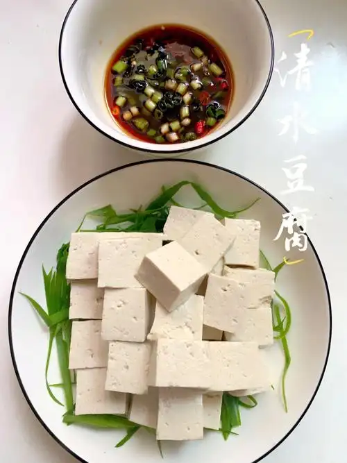 老豆腐,味儿好93焯水的时候满屋的豆香味,没有腥气,也没有浆水的涩