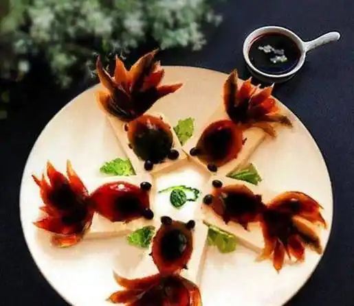 "富贵有余"招待客人备有面,新年财源滚滚来_造型_花开富贵_生菜