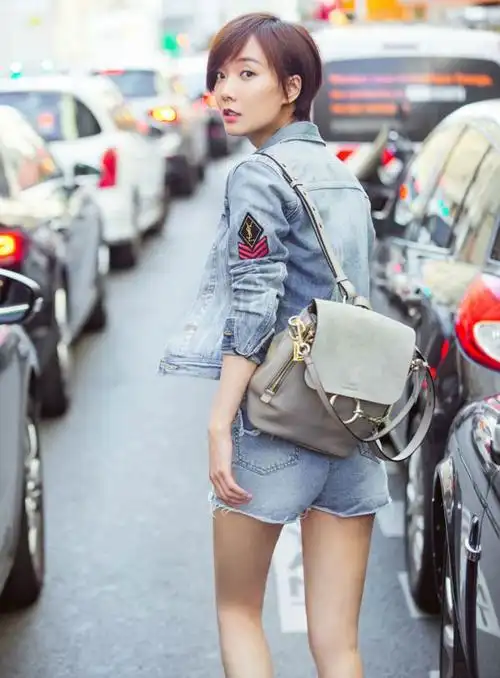 王珞丹短发照片王珞丹机场街拍