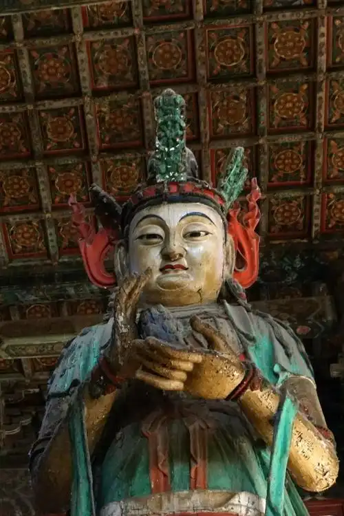 气势雄伟绘塑精美造型奇罕的大慧寺彩塑