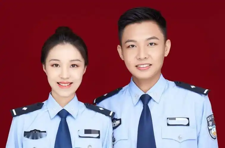 从警服到婚纱_辽警