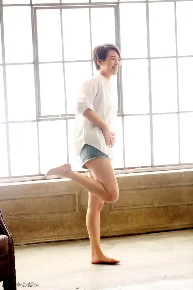 组图:马思纯最美表演片场调皮 内心自我创作_高清图集_新浪网