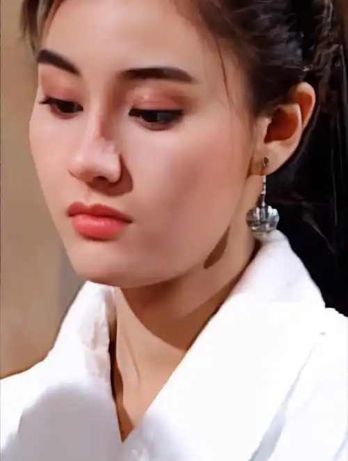 李嘉欣,年轻的时候颜值无与伦比