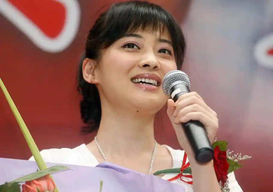 当48岁梅婷和49岁刘琳站在一起,我才彻底明白,什么叫相由心生