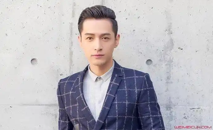 胡歌大学证件照曝光19岁的胡歌原来长这样非常青涩