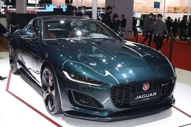 优雅型跑车典范 实拍捷豹f-type v6赛道传奇版-新浪汽车