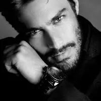 沧桑男人头像黑白头像帅气的成熟沧桑男人头像图片