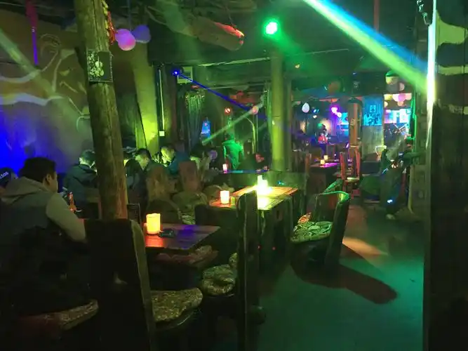 老木头酒吧