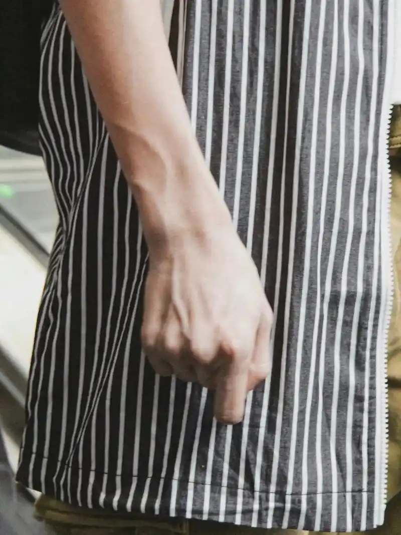 宋亚轩得手有多好看!    是芽芽还是轩轩?