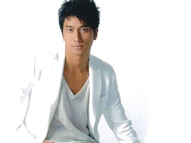 吴卓羲经纪公司13760655080