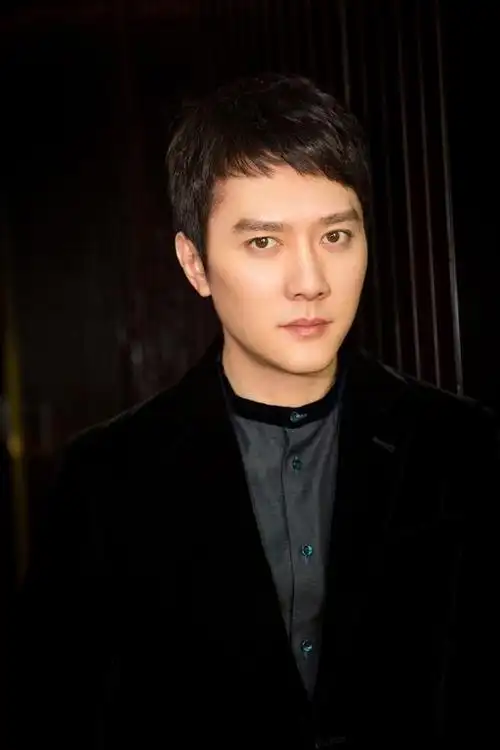 冯绍峰母亲道出赵丽离婚真相,只因不忍冯绍峰被说,网友:太现实