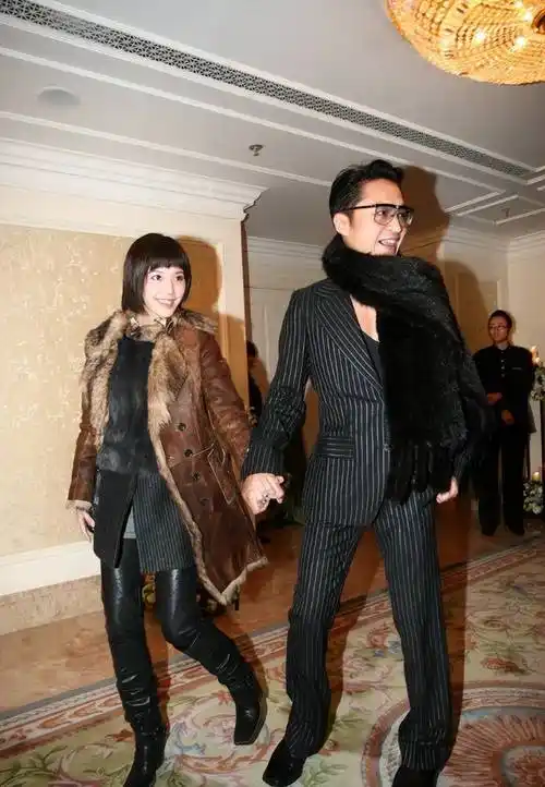 马景涛:两段婚姻三个孩子,到底什么原因,两任妻子都离他而去?