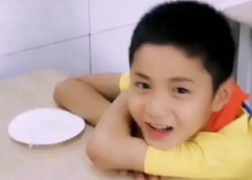 刘耀文,可可小丸子!