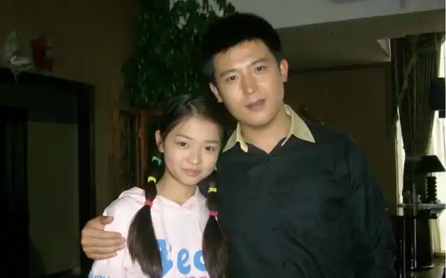 春晚知名小品演员孙涛为何红了25年没绯闻看他老婆是谁就知道