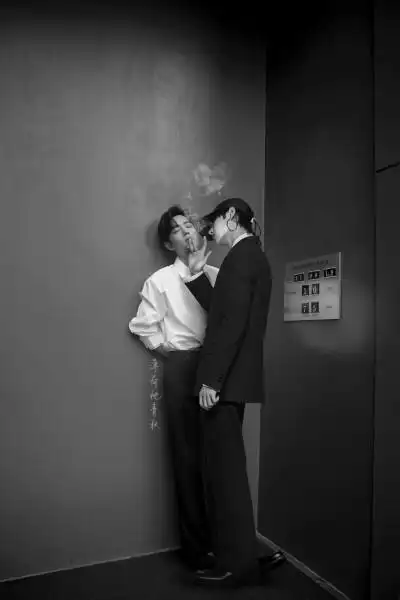 王一博肖战 (图源自微博)