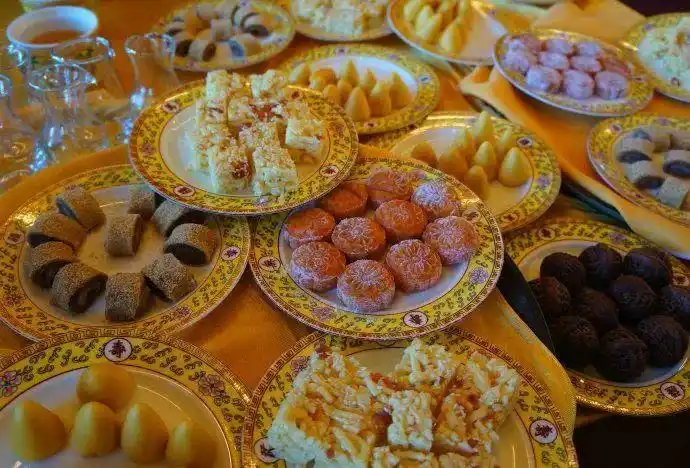 它刚建起时名为"仿膳",意思是为专门仿照御膳房制作方法而经营风味