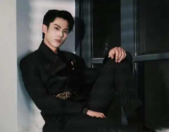 男性明星们在娱乐圈中变得日益消瘦,我不知道是从什么时候开始的.