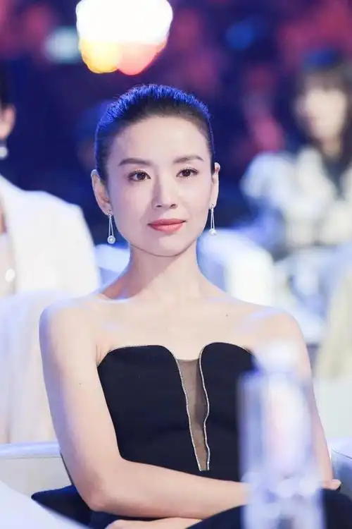 2月7日下午,著名演员董洁传来最新消息!