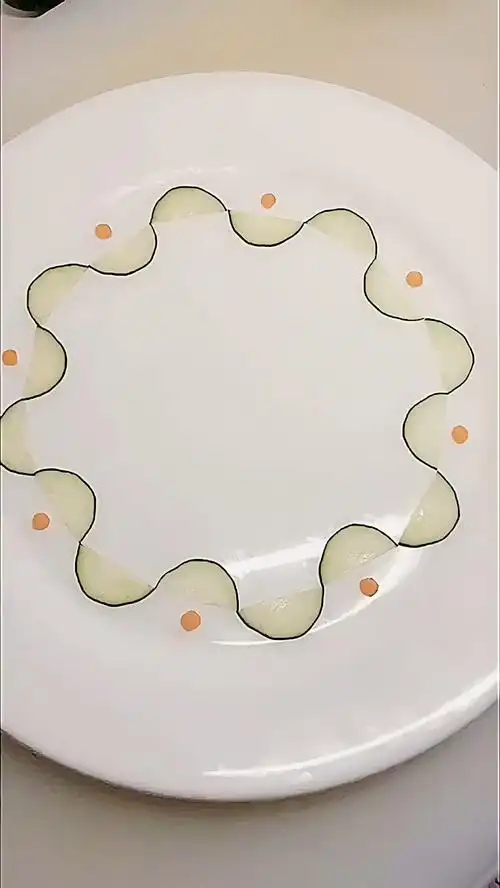 创意黄瓜盘饰围边