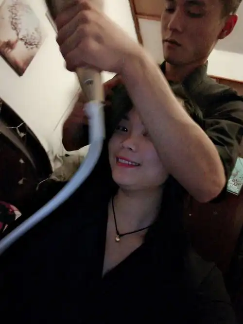 第一次帮我吹头发