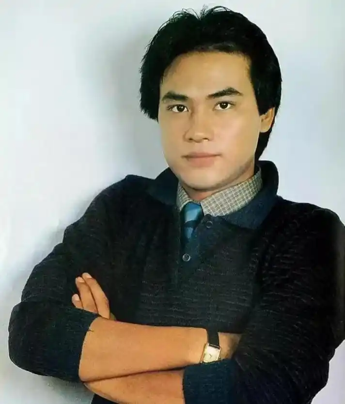 回顾香港6位男演员:岁月不饶人,曾经英俊小伙子如今都成老爷爷