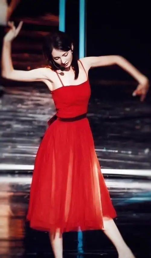 金晨:舞蹈实力顶尖,但大家记得的只有她的绯闻