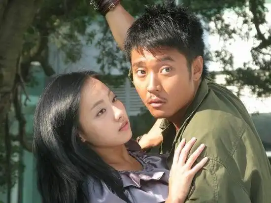 《丝丝心动》热播 张丹峰张嘉倪空中飞吻(图)