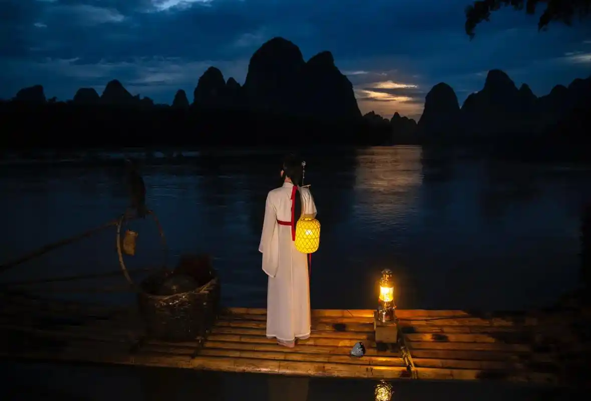 天青色等烟雨 #古风 #汉服 - 抖音