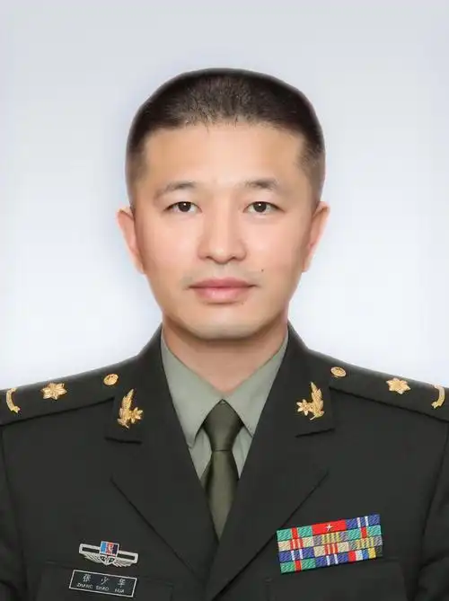 姓名:张少华职称:副主任医师科室:第五医学中心 肿瘤内科简介:肿瘤