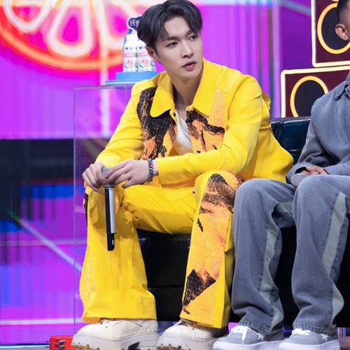 原版你好星期六张艺兴同款夹克外套秋冬翻领印花夹克