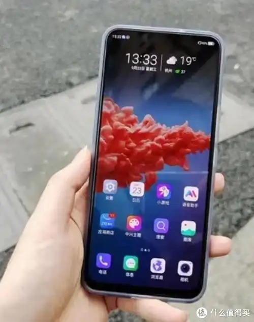 骁龙765g 双曲面屏 6400万像素四摄,8gb 256gb仅889元_手机_什么值得