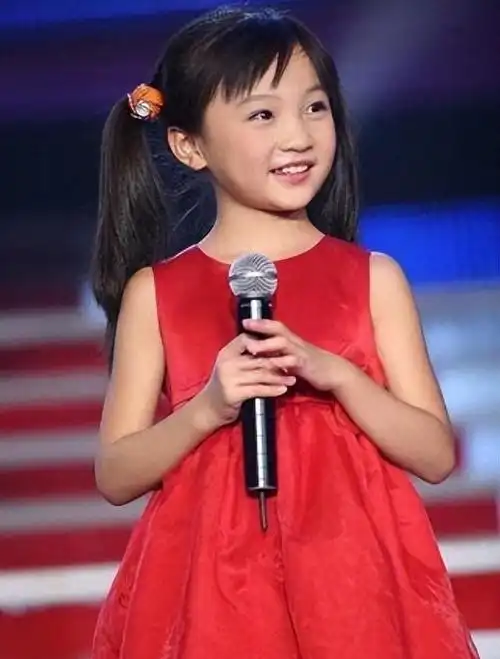 小时候好看又灵气,长大各有各的丑法,6位长"歪"的童星真可惜