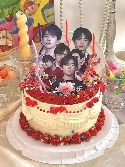 瑞安蛋糕  #甜品  #易烊千玺  #蛋糕  #ins蛋糕  #烊千玺  #定制蛋糕