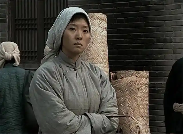 平安县城战役后,演过"秀芹"的梁林琳,再也离不开李云龙