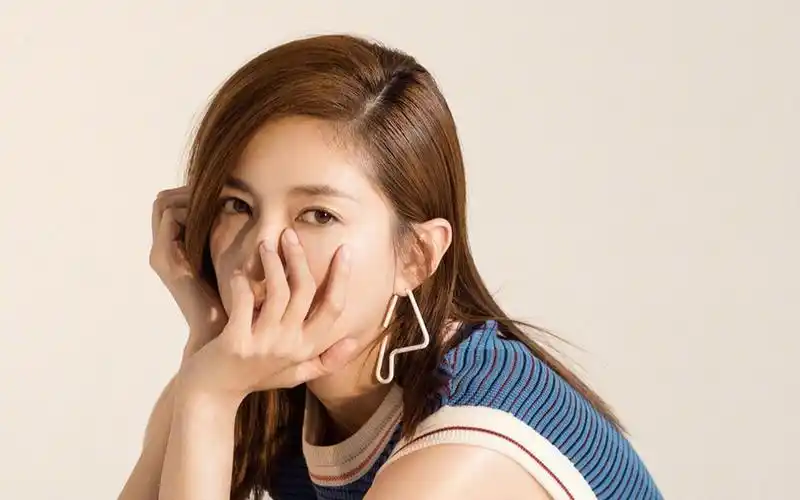 江疏影时尚气质大片桌面壁纸