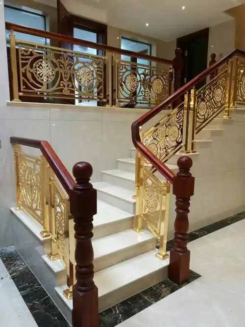 高端定制别墅铝艺护栏楼梯铝艺浮雕扶手