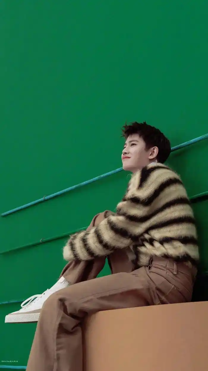 爱豆丨任嘉伦头像壁纸