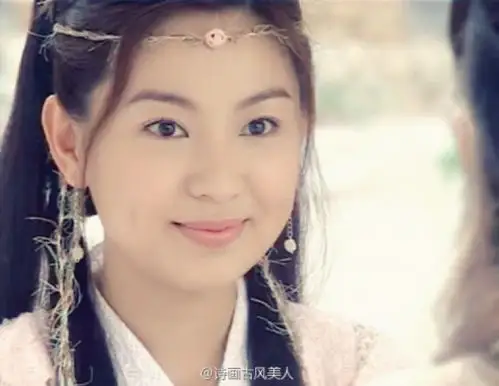 陈秀丽《倚天屠龙记》【小昭】灵精多智俏丫头,愿委终生侍张郎;奈何只