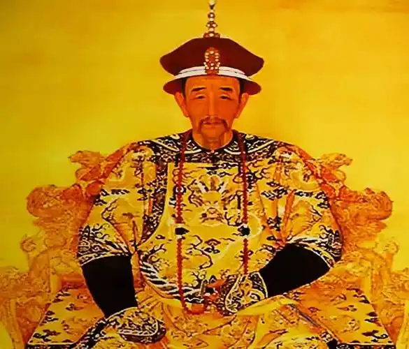 康熙帝画像1722年康熙帝病逝,皇四子胤禛成功夺位,也就是我们熟悉的
