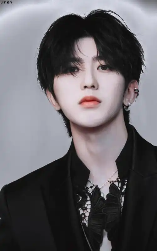 真的很帅蔡徐坤,神仙颜值