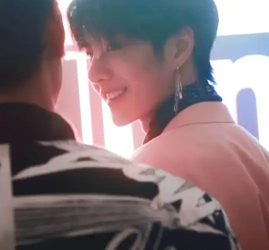 王一博 银河璀璨不及你的笑颜 一博的各种笑你pick哪一个