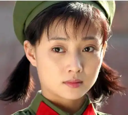 土味大美女殷桃,年轻时没发现有多美,中年后颜值开始逆袭