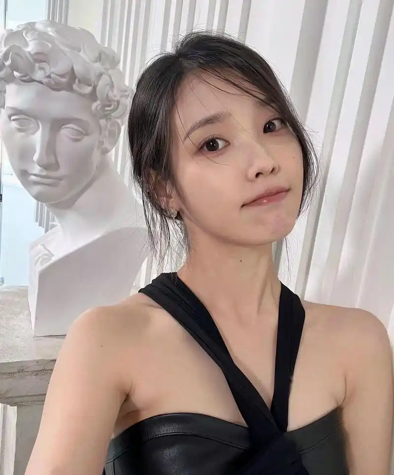 iu ins最新照片.#iu李知恩 #iu #iu全世界最好 - 抖音