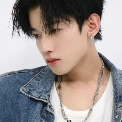 很有范的很酷阳光帅气的男生头像 高清阳光帅气男头大全_男生头像_美